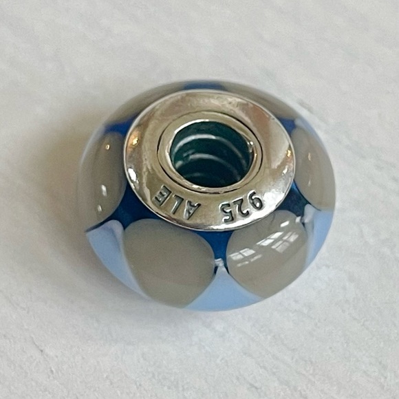 Pandora Captivating Blue Triangle Glass Murano Charm - Picture 5 of 6